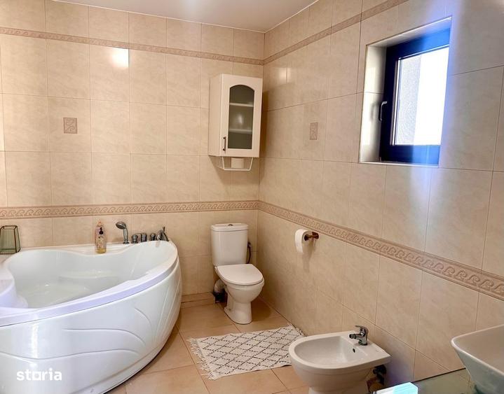 Casă cu 4 camere cu Teren 310 Mp în Central