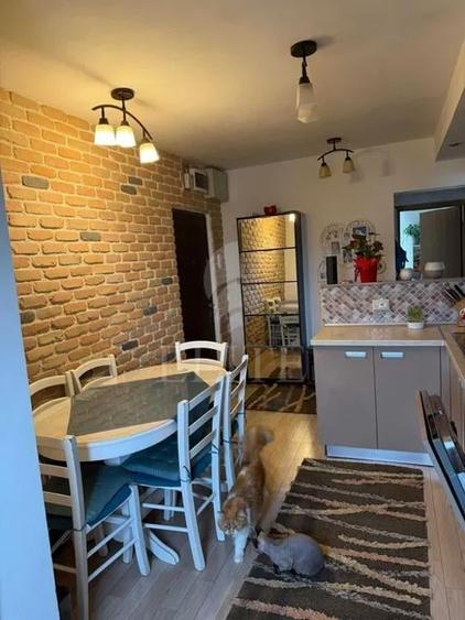 Apartament cu 3 camere decomandat, mobilat în Mănăștur