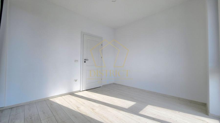 Apartament cu 2 camere semidecomandat în Giroc