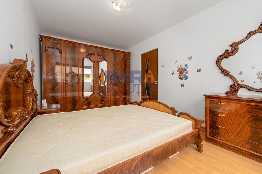 Apartament cu 2 camere semidecomandat, mobilat în Est