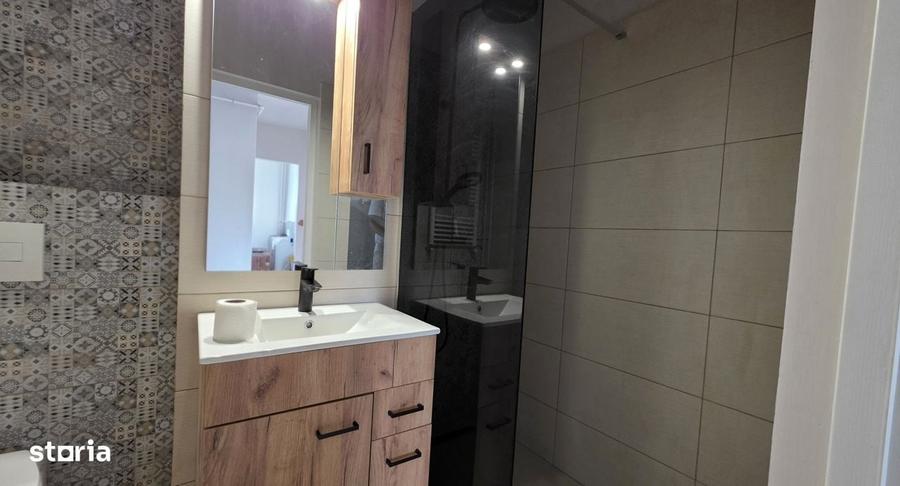 Apartament cu 2 camere decomandat în Complex Studențesc