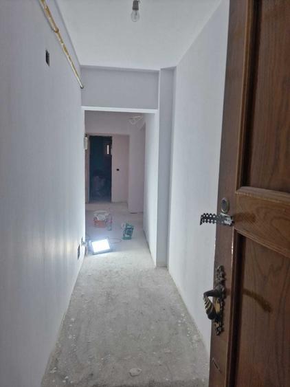 Proprietar , vand apartament 3 camere decomandat - 7
