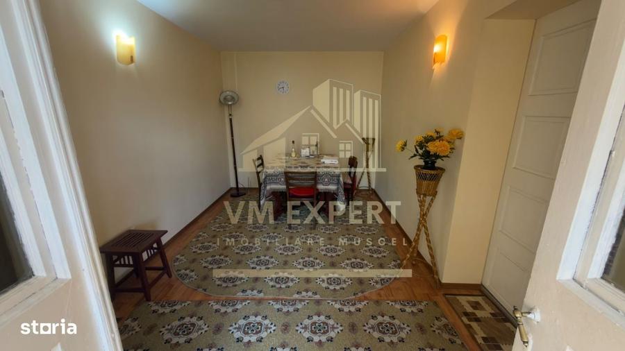 Casă cu 4 camere în Ultracentral