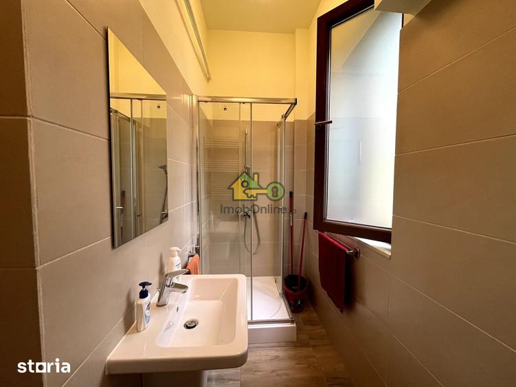 Apartament cu 2 camere semidecomandat în Badea Cârțan