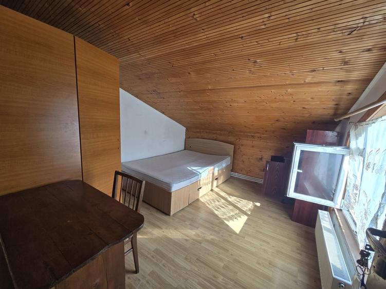 Apartament cu 6 camere decomandat în Nord