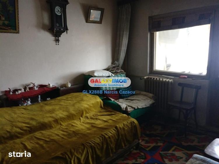 Apartament cu 2 camere decomandat în Aviației