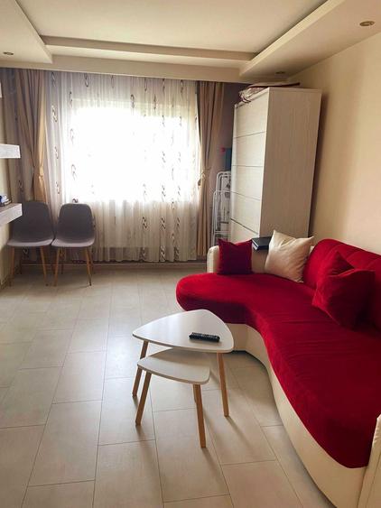 Apartament cu 2 camere decomandat în Malu Roșu
