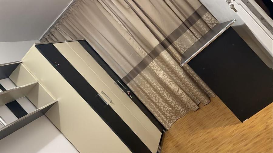 Inchiriez apartament micro IV - 4