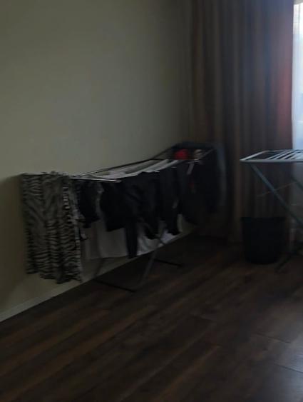 Casa de vanzare ,gaz,piscina etc - 13