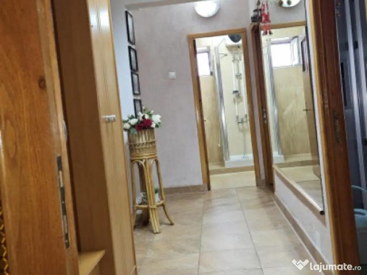 Apartament 3 camere, 70 mp, zona Ultracentral - 4