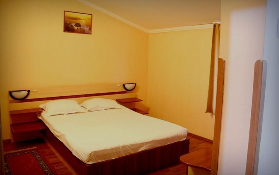 Complex Miorita -de  vanzare - Evenimente || Cazare || Relaxare || - 4