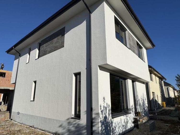 Individuala Otopeni, zona BUNA, calitate EXCEPTIONALA - 1