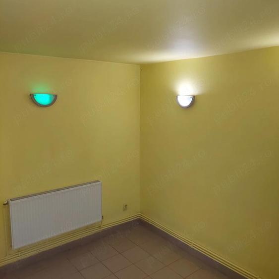 Central hunedoara spatiu comercial birouri salon 58mp - 2