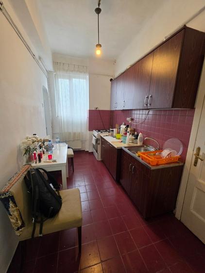 Unirii, Piata Natiunile Unite, 5 minute metrou, pe Poenaru Bordea - 10