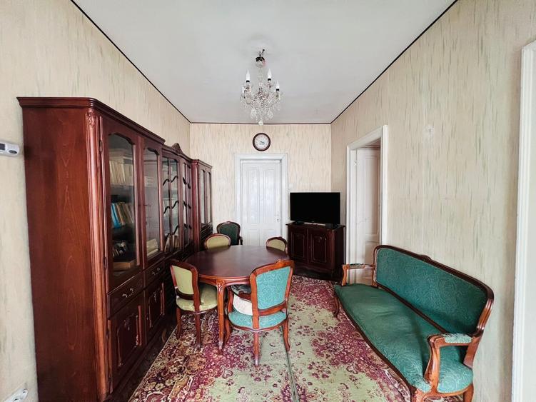 Apartament cu 3 camere Ultracentral – Râpa Galbenă + Garaj și Boxă intabulată - 2