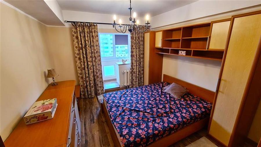 Apartament renovat 3 camere 62mp,Piata Cipariu - 9