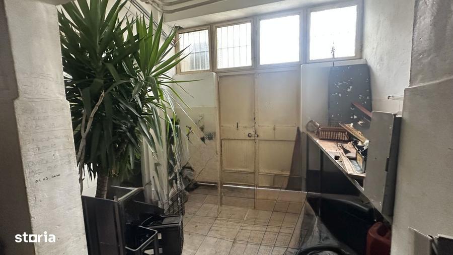 Spatiu comercial, 146 mp, zona Central - 6