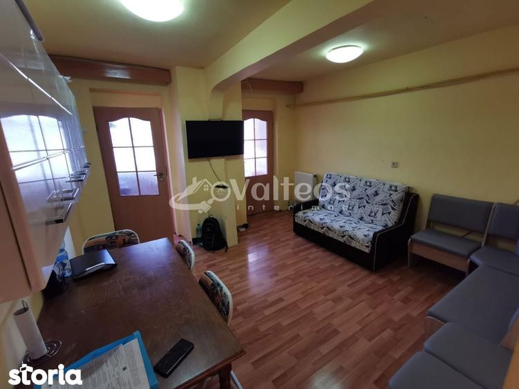 Re?i?a, apartament 4 camere (2X2), 120 mp, etaj 2, zona Universitate - 13