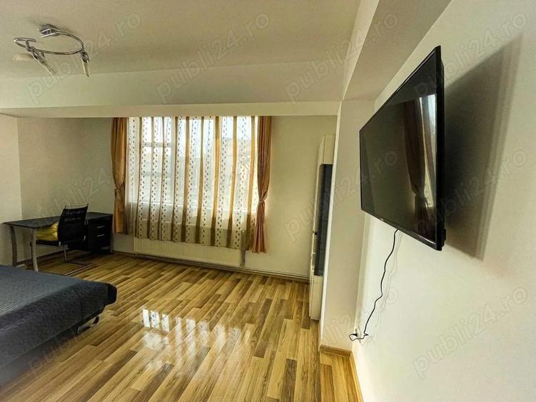 Apartament 3 camere la mansarda, zona Garii Brasov - 3