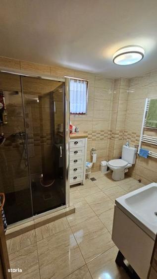 Casa cu Mansarda, Garaj si Curte Amenajata Tautii M - 5