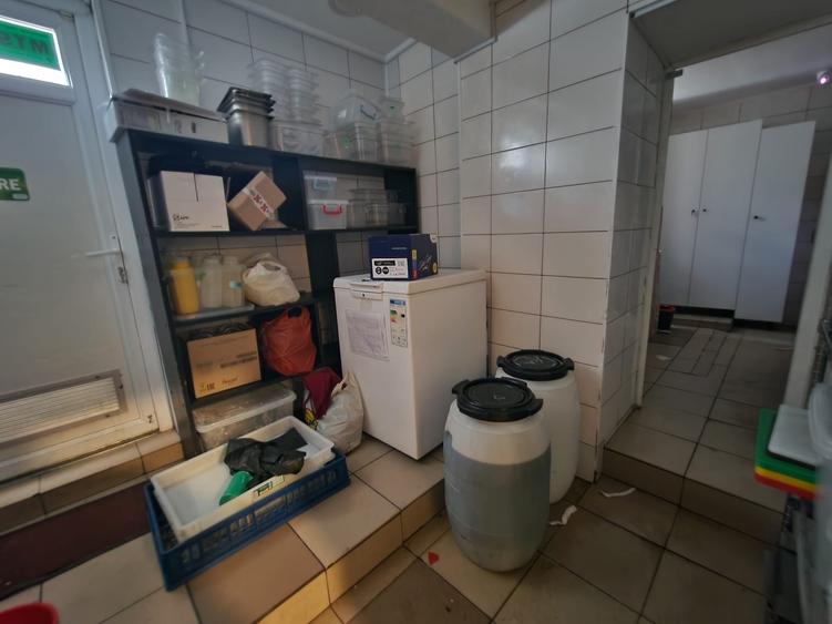 Spatiu comercial ultracentral,complet echipat pentru restaurant- COMISION 0% - 7