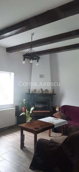 Vand casa in Hitias. Vand casa in Hitias.