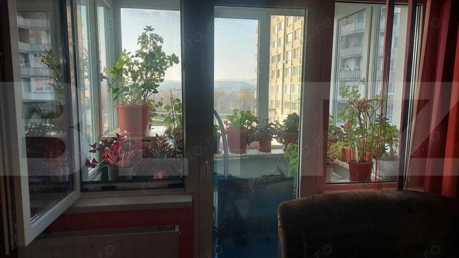 Apartament 3 Camere Vedere Superba spre Lacul de Agrement zona Garii - 2