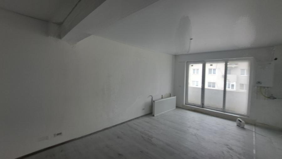 APARTAMENT 3 CAMERE DECOMANDAT BLOC NOU-  PRET PROMOTIONAL - BLOC SUPERB - 47