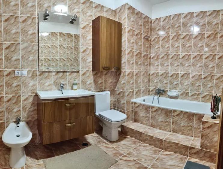 Re?edin?a premium cu poten?ial medical sau business, zona centrala Targovi?te - 4