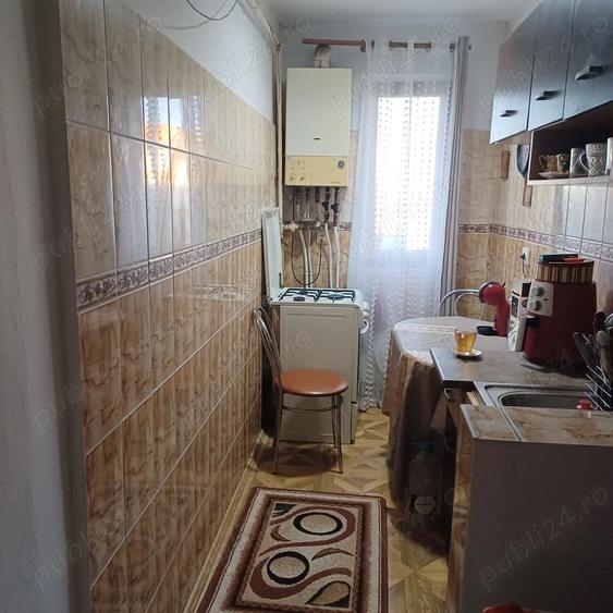 Apartament 2 camere, Tg-Jiu, str.Olari, et 3, 43 m2 aproape de centrul ora?ului - 3