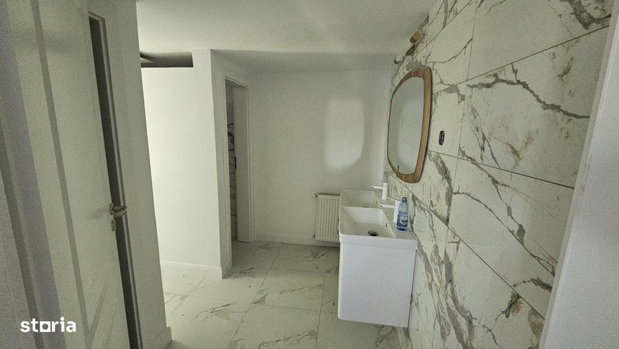 Apartament cu 4 camere în Sărărie