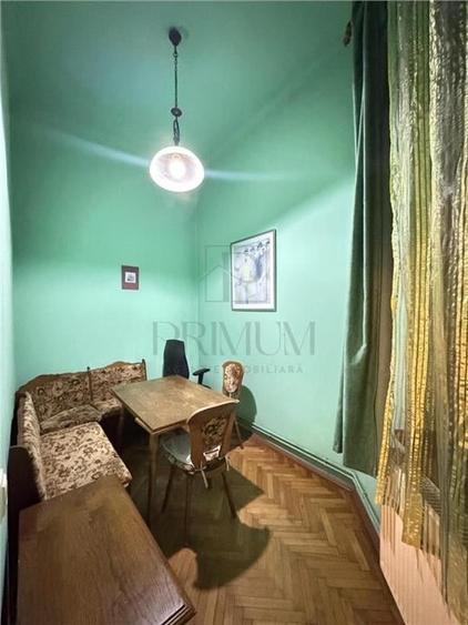 Medicina - 2 Camere - Cladire istorica - Etaj 1 - Decomandat - Centrala termica - 4