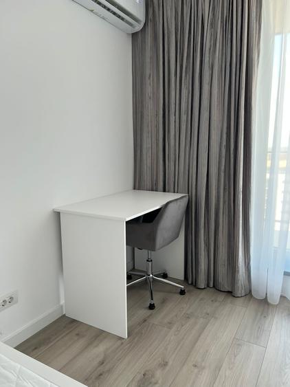 Locatie privilegiata: La ISHO  cel mai  renumit bloc central - 6