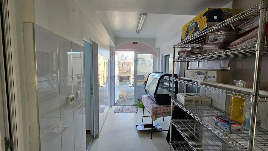 Complex comercial-cofetarie, patiserie pitzerie- Udesti, Suceava - 32