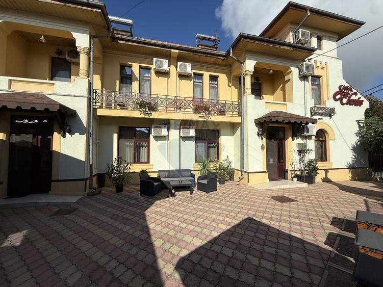 Casa / Pensiune cu 12 camere de vanzare in zona Eforie Sud Constanta - 18