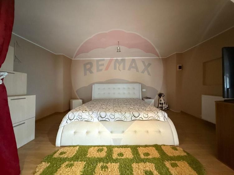 Casa  Vila cu 4 camere de vanzare in zona Medeea  Constanta - 8