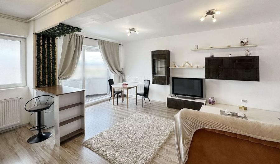 Priveliste Deosebita, Disponibil din 1 septembrie - 7