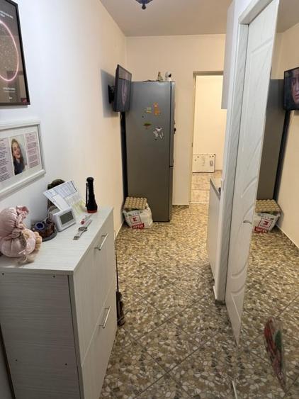 Apartament 2 camere mobilat/utilat, renovat recent, centrala proprie, Salaj - 4