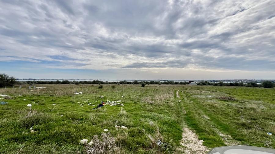 Teren intravilan Lumina, lac si canalul Dunare-Marea Neagra pentru investie - 2