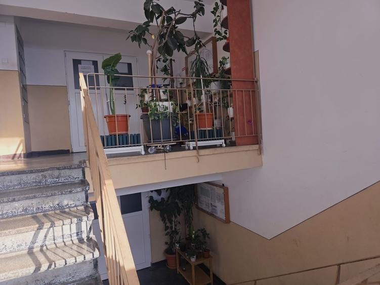 Vand camera de camin Uzina 2 cu baie proprie - 2