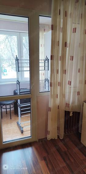 Proprietar inchiriez garsoniera cf.1 - 4