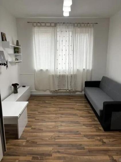 Proprietar, inchiriez garsoniera mobilata, Calea Buzia?ului - Zona AEM - 2