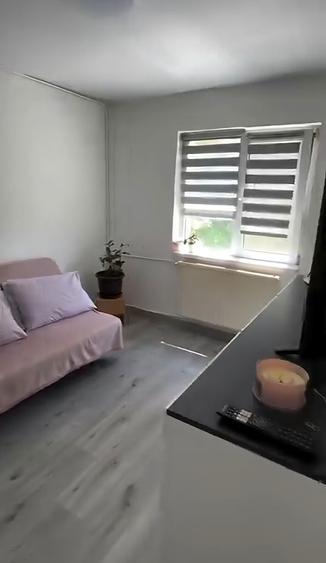 Proprietar vand apartament 2 camere - 5
