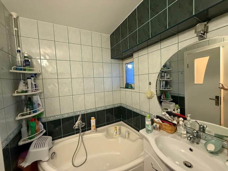 Apartament exceptional - 4 camere, Central - 11