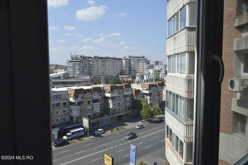 	Centru - Apartament 4 camere - 103 mp, 3 balcoane, loc de parcare! - 16