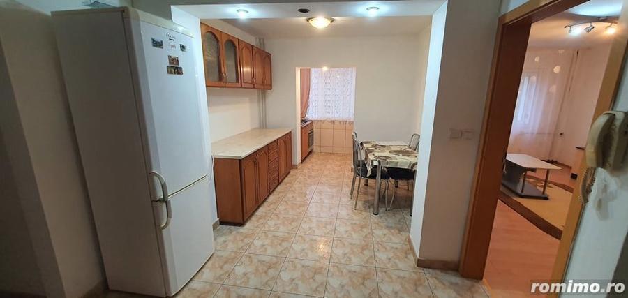 Proprietar Inchiriez apartament cu 3 camere sau cazare muncitori cu factura - 8