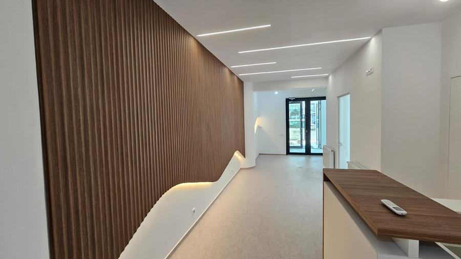 Spatiu comercial de vanzare, pretabil clinica medicala 180 mp utili! - 2