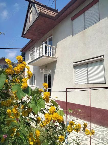 Vand casa 150 mp in Cart Unirii