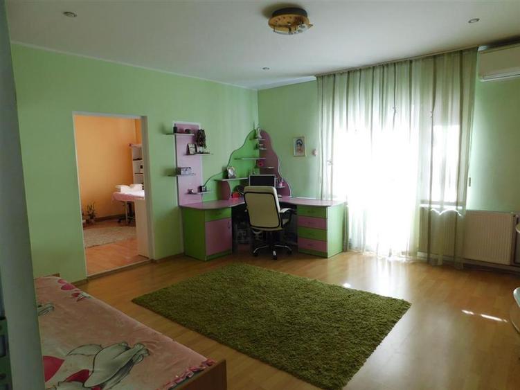 Vanzare spatiu comercial cu Casa P+E pentru clinica privata, cabinete sau labola - 3