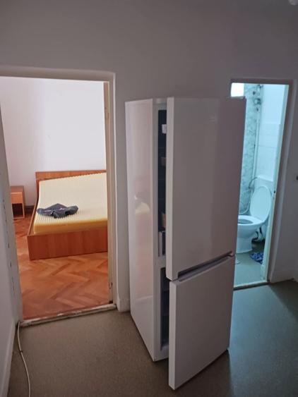 Apartment 2 camere decomandat, etaj 1 , de inchiriat - 8